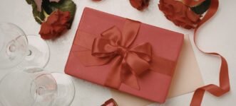 Top 6 Romantic Gift Ideas for Couples in Love